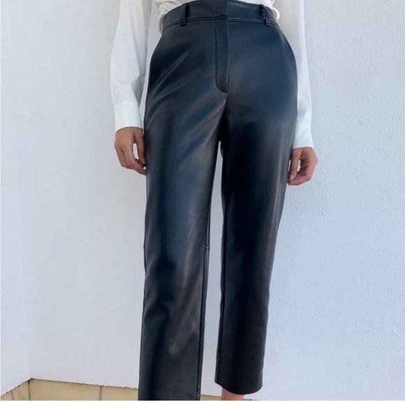 Aritzia Command pants size 6 - Picture 3 of 4